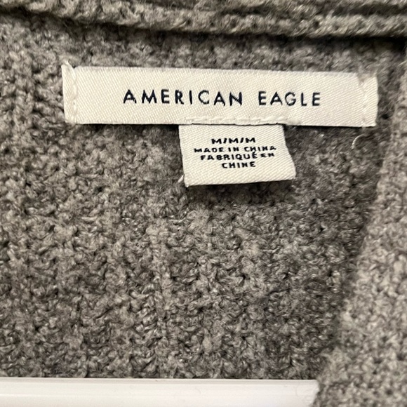 American Eagle Outfitters Women’s Gray Cropped Off the Shoulder Sweater. Size M. - Picture 2 of 6